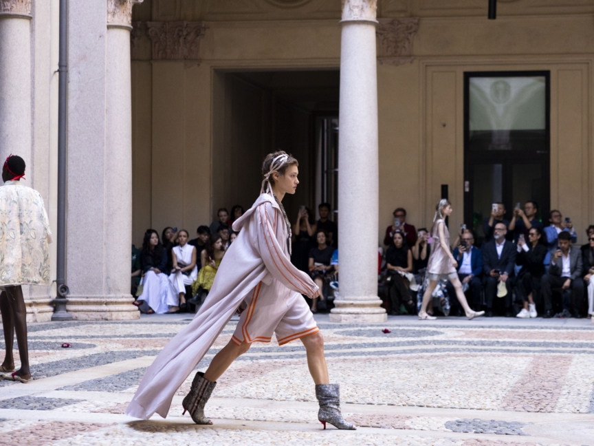 hui_ss27_laterali_006