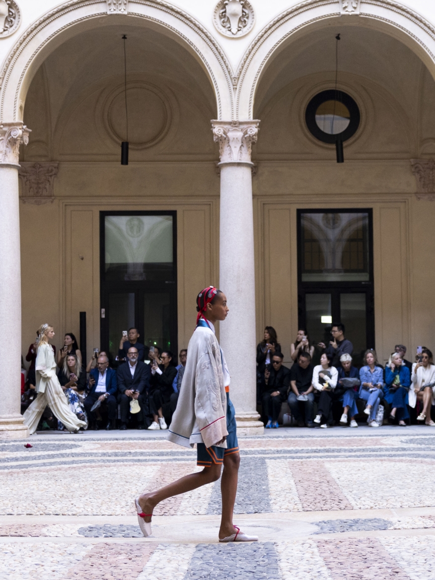 hui_ss27_laterali_022