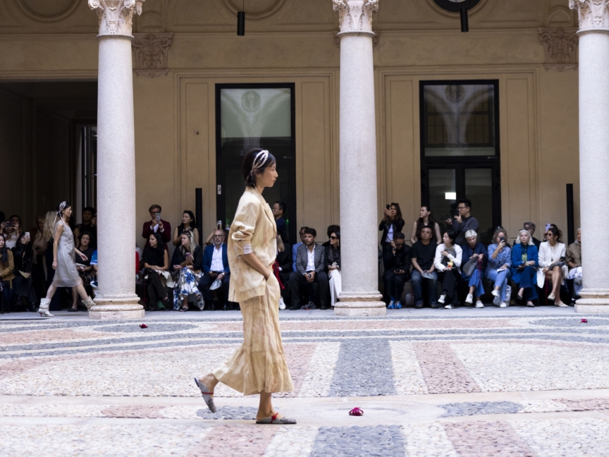 hui_ss27_laterali_023