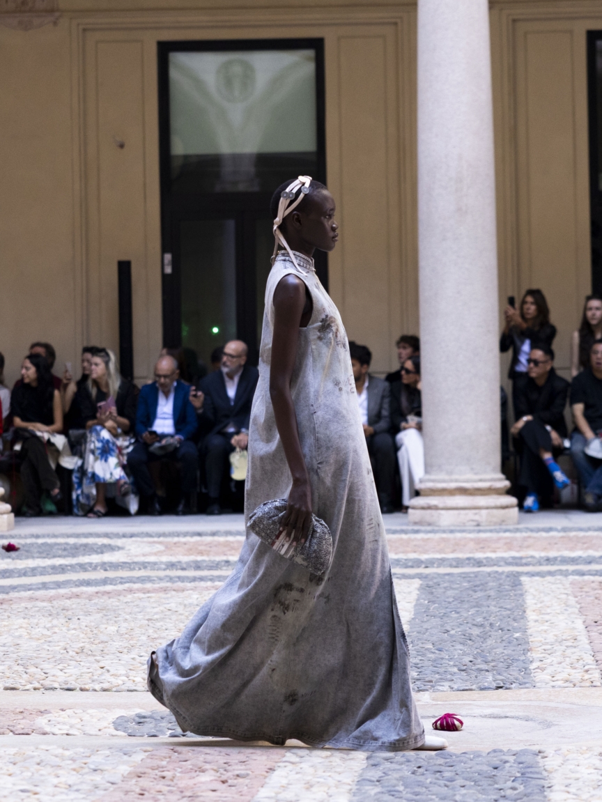 hui_ss27_laterali_036