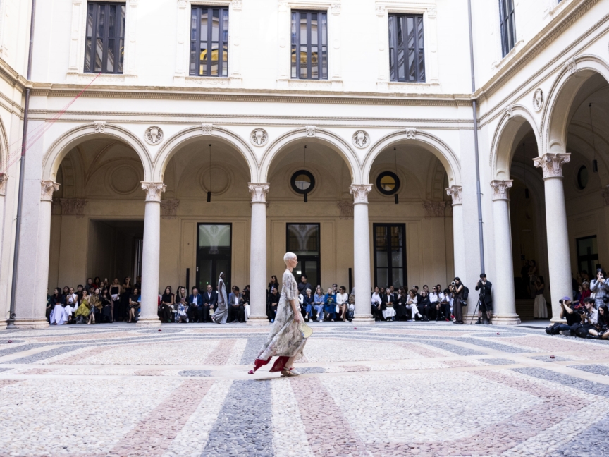 hui_ss27_laterali_038