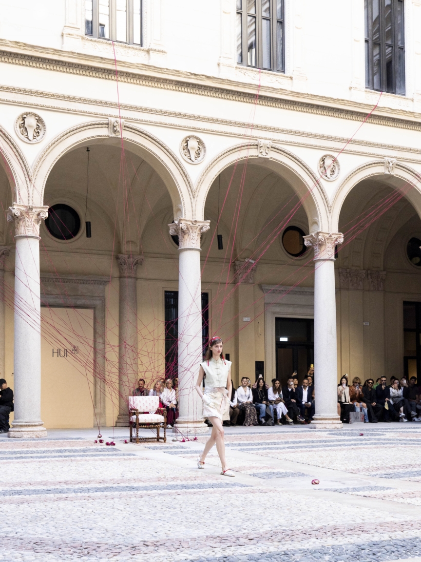 hui_ss27_laterali_044