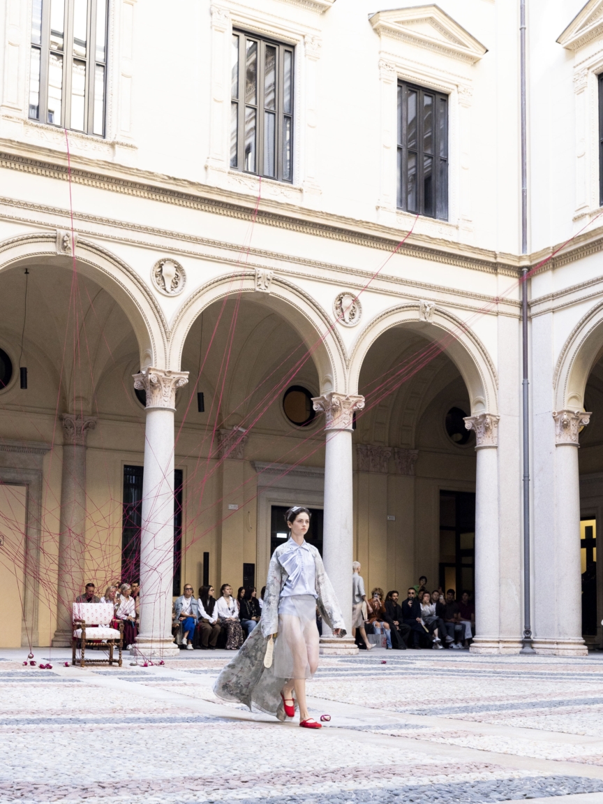 hui_ss27_laterali_053