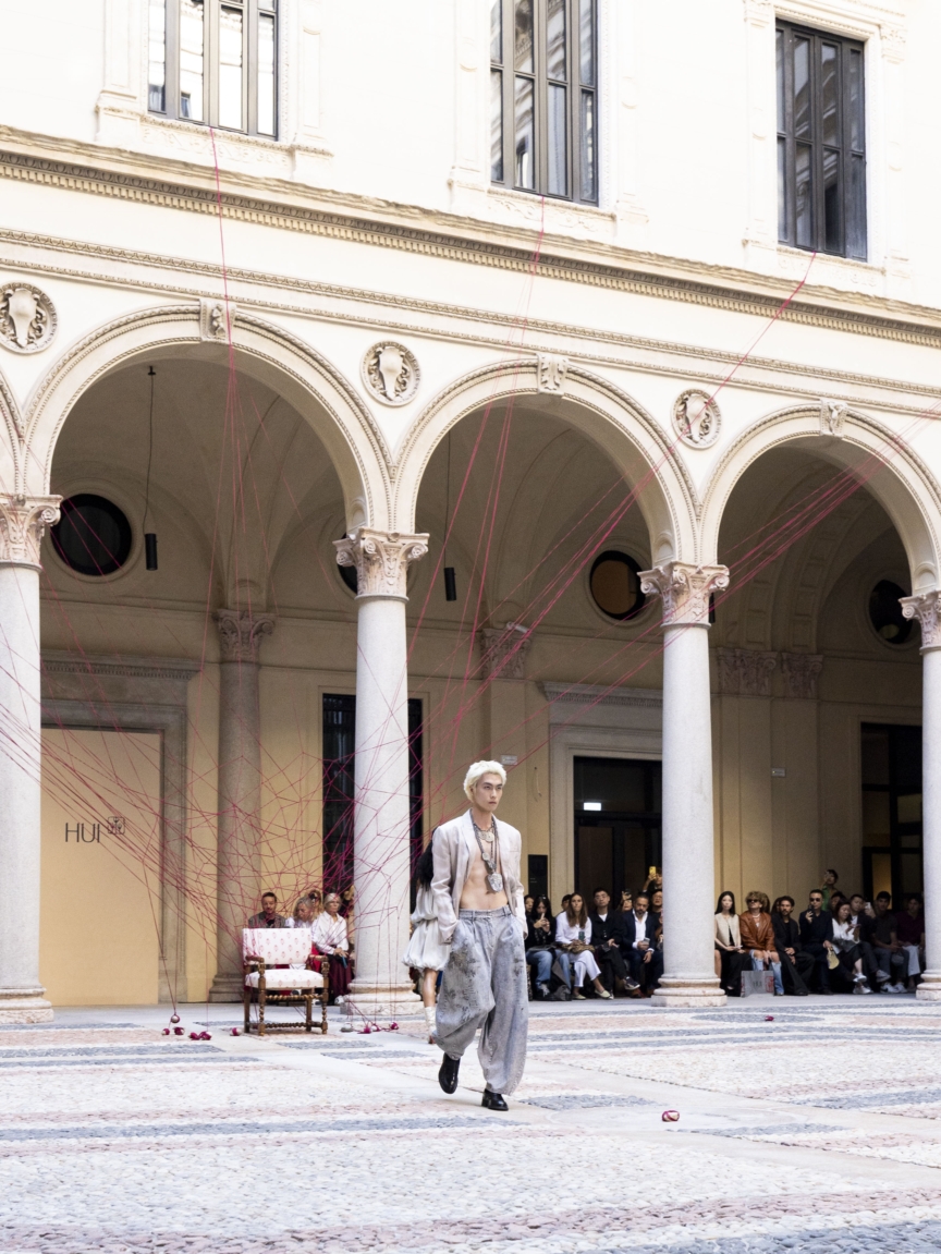 hui_ss27_laterali_055