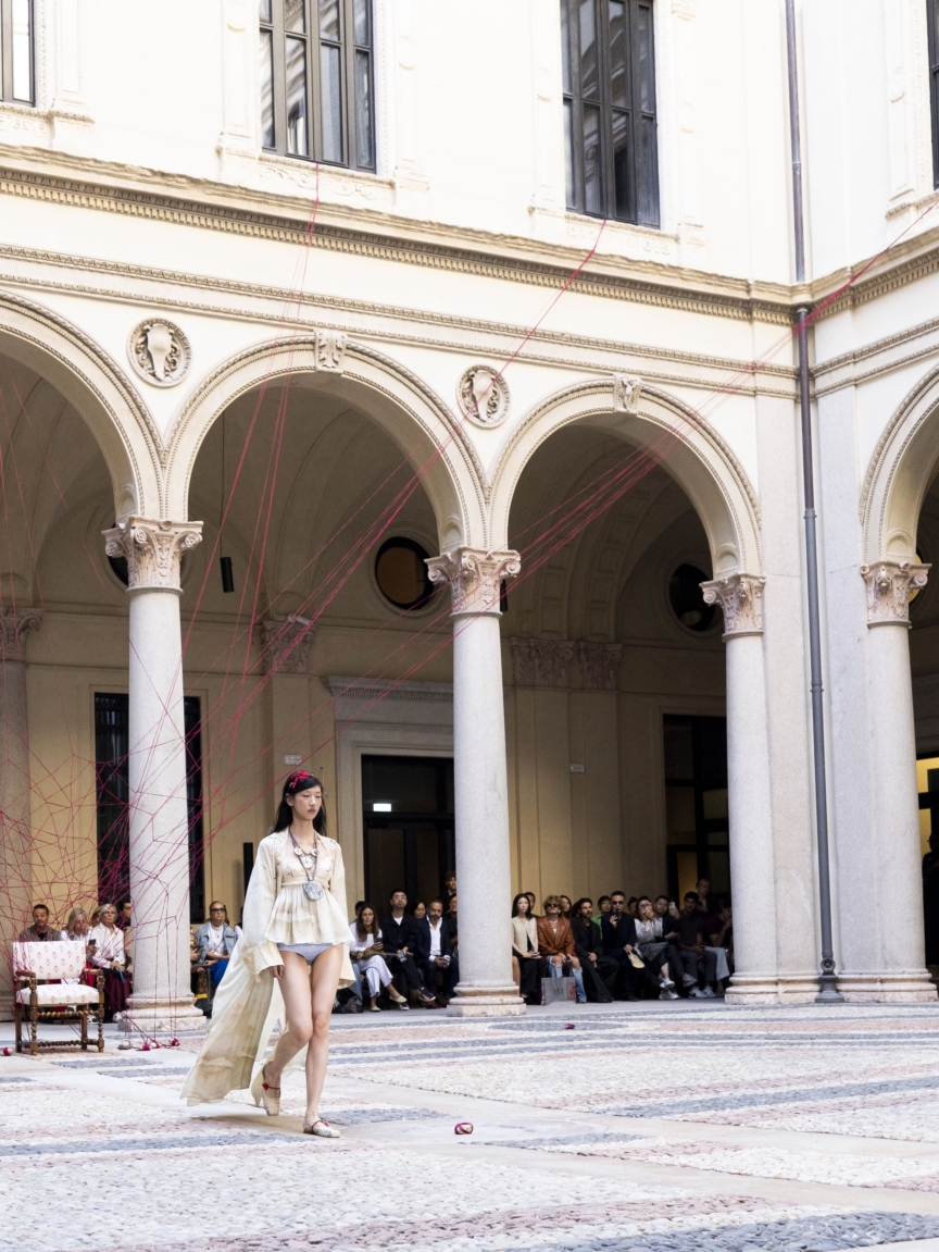 hui_ss27_laterali_061
