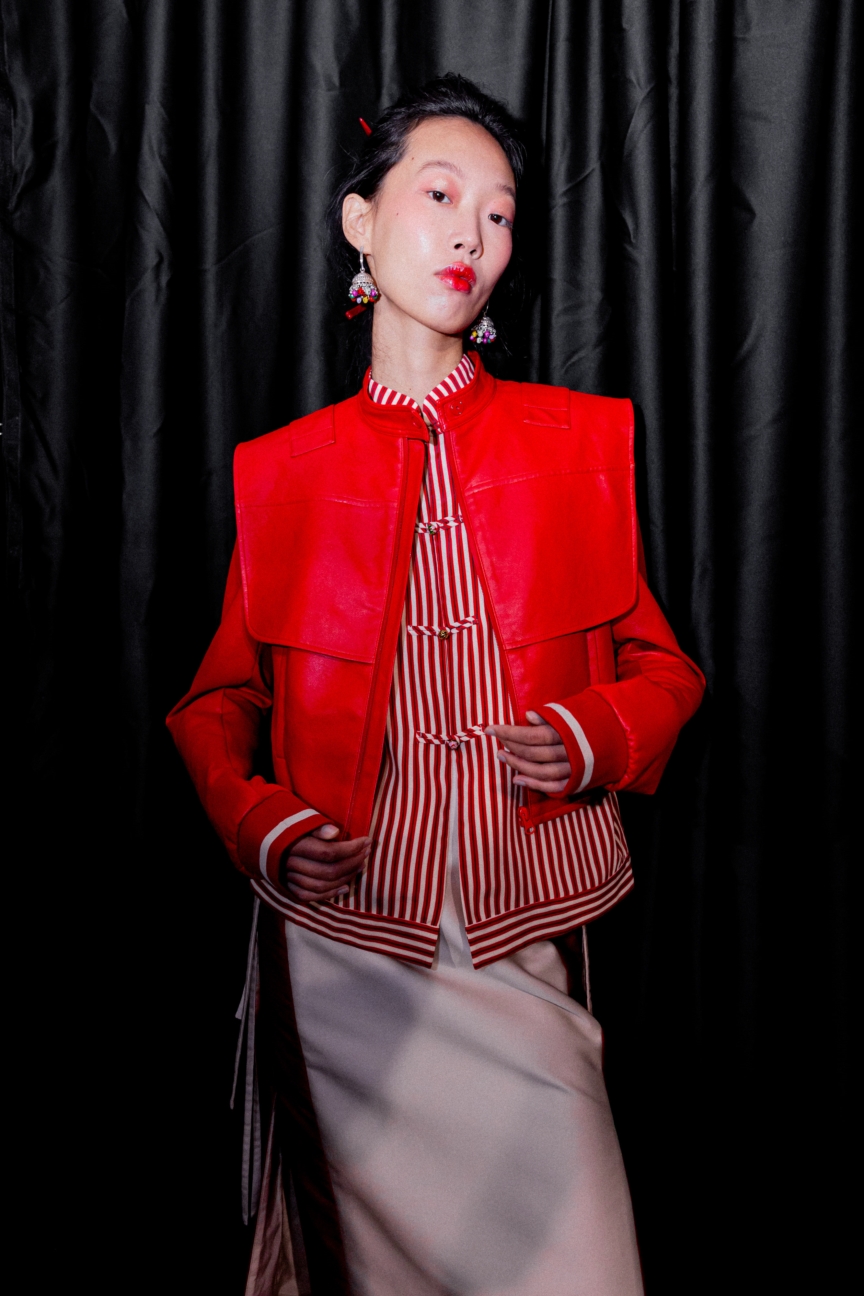 055_hui_bks