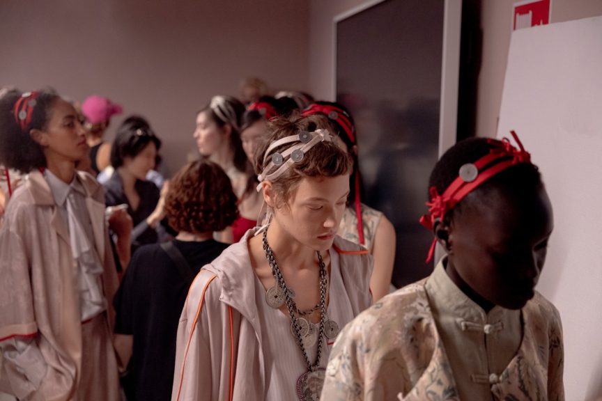 hui_ss27_backstage_3x4_197