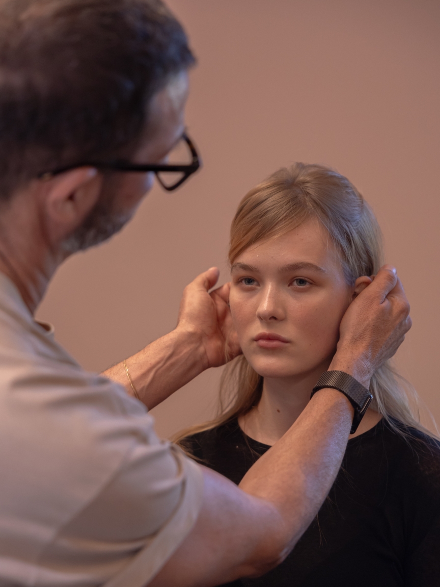 hui_ss27_backstage_3x4_6