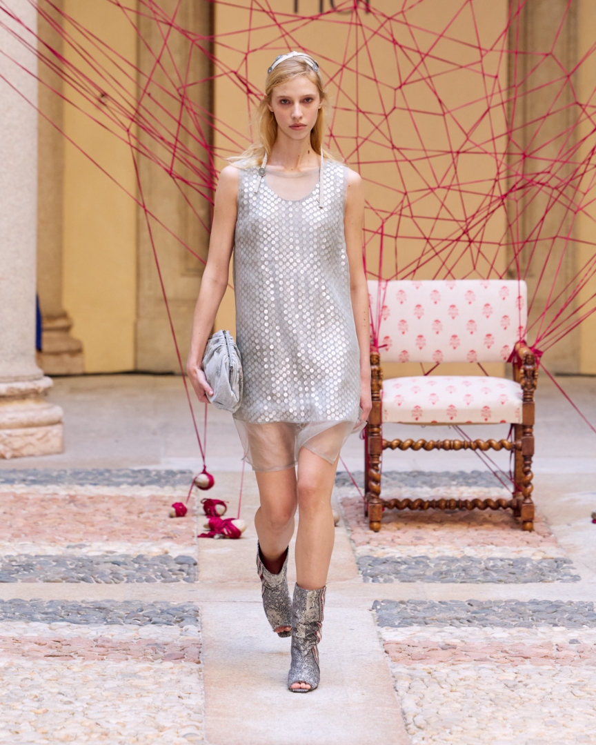 hui_ss27_runway_looks_4x5_039