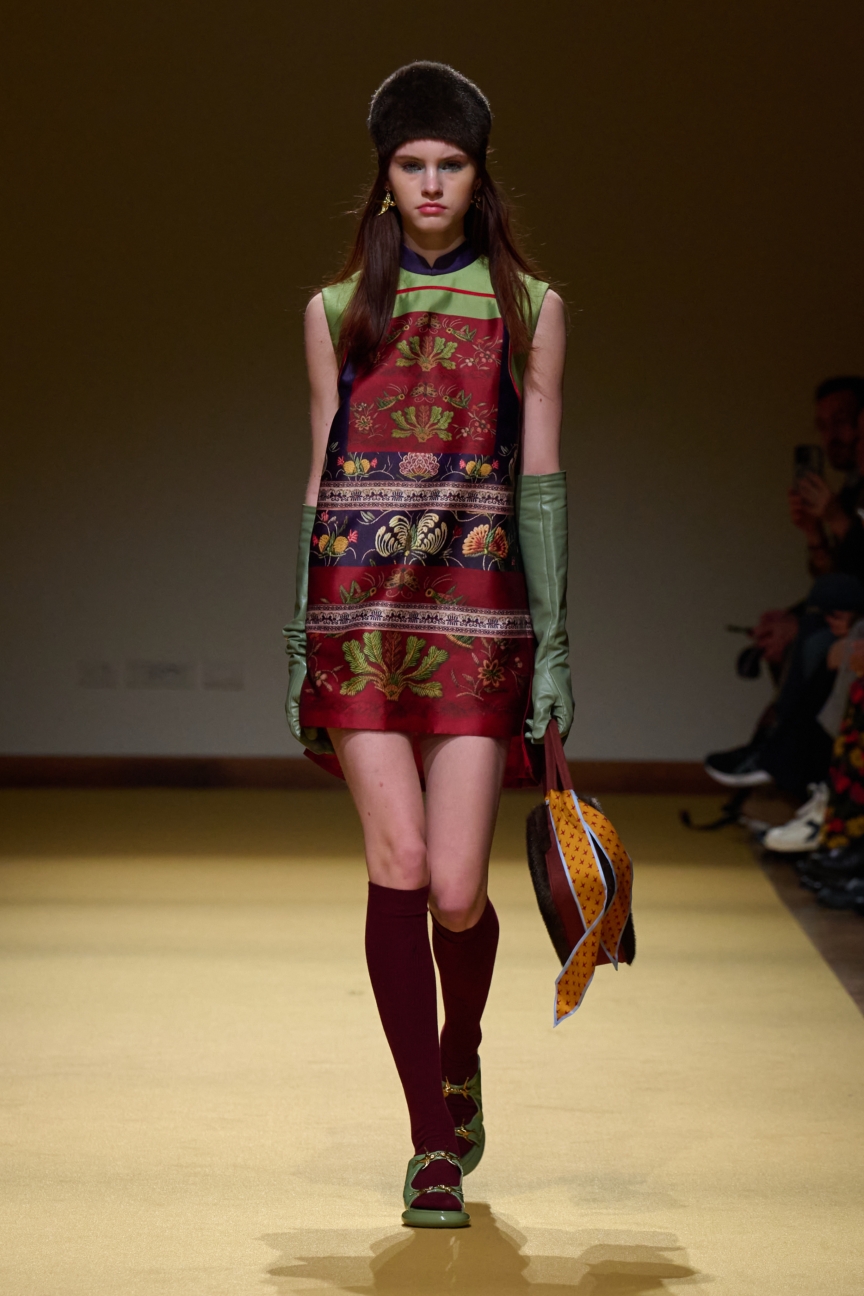 002_hui_fw26_runway_looks_2x3