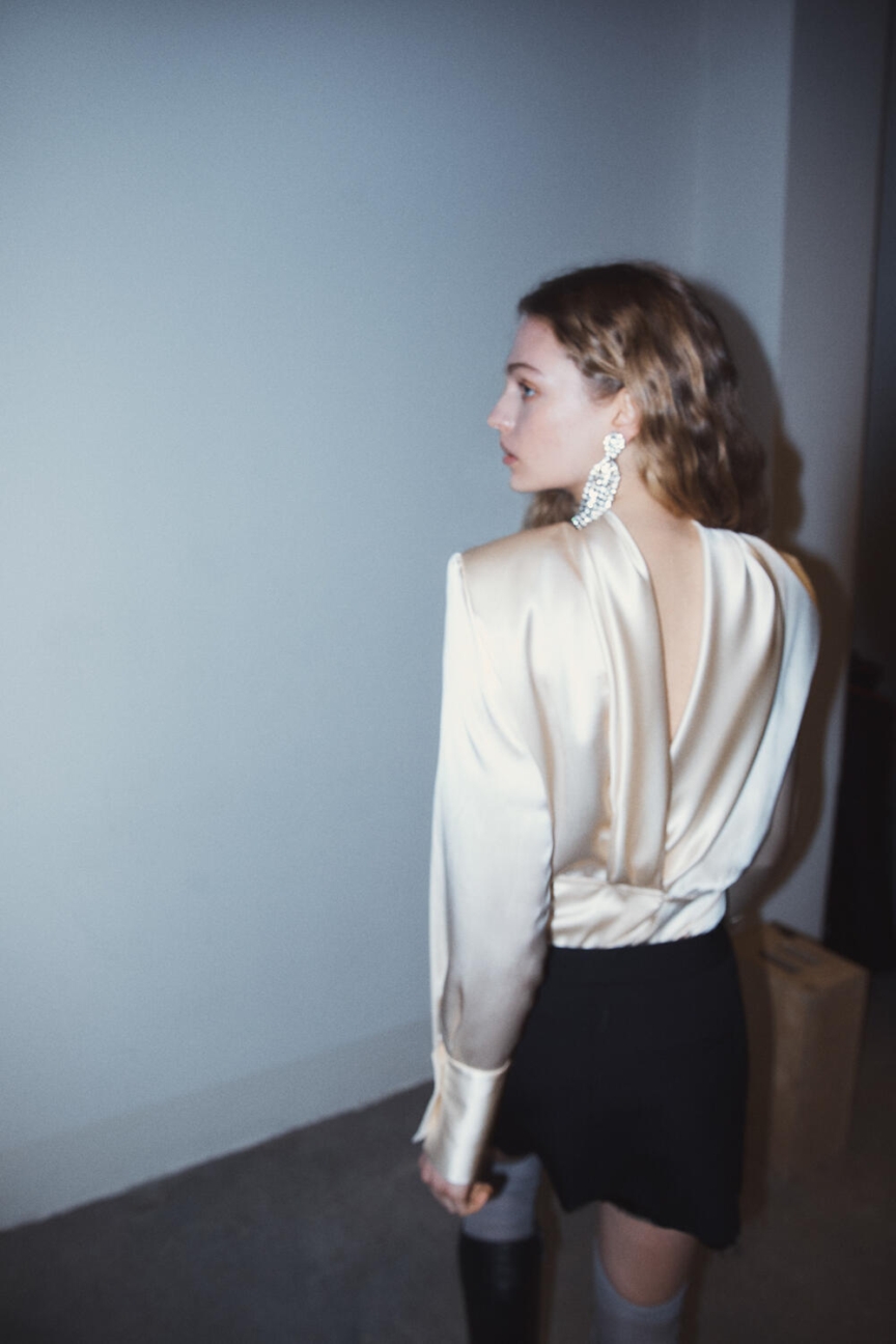 oq21zugljdhvyzttpbwfnztsxmtu0otu2o2rlzmf1bhq__r4btransp___ac50a460