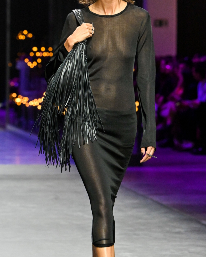 versace-ss23-womens-fashion-show-details-20