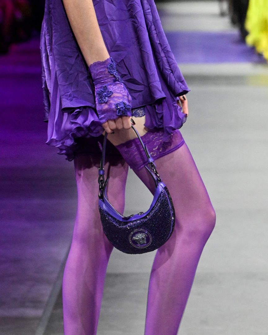 versace-ss23-womens-fashion-show-details-211