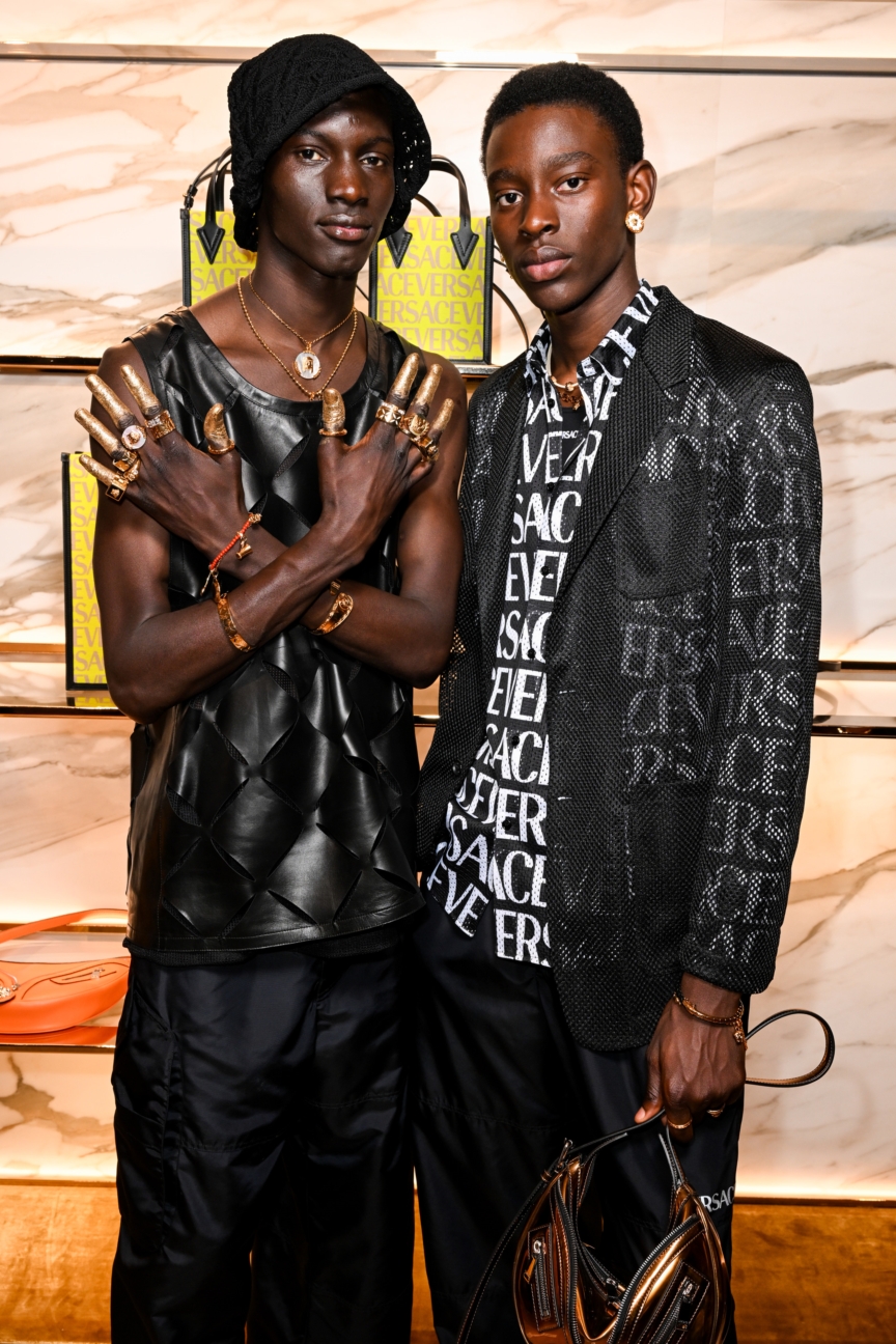 versace-mens-ss23-backstage-14