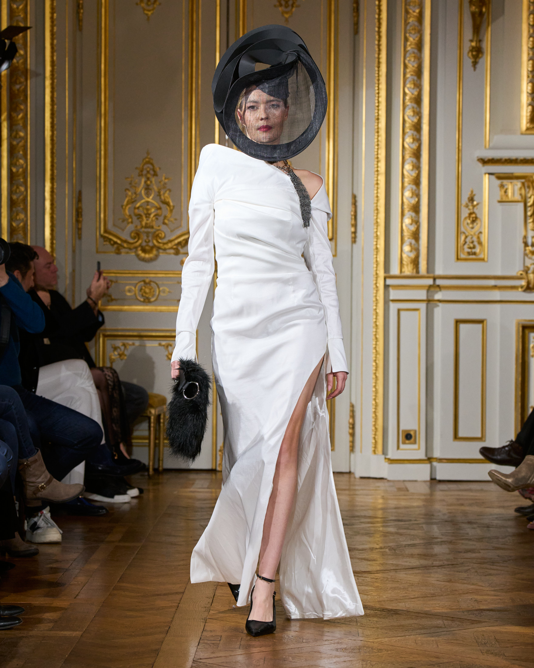 photo: Alessandro Lucioni / Gorunway.com