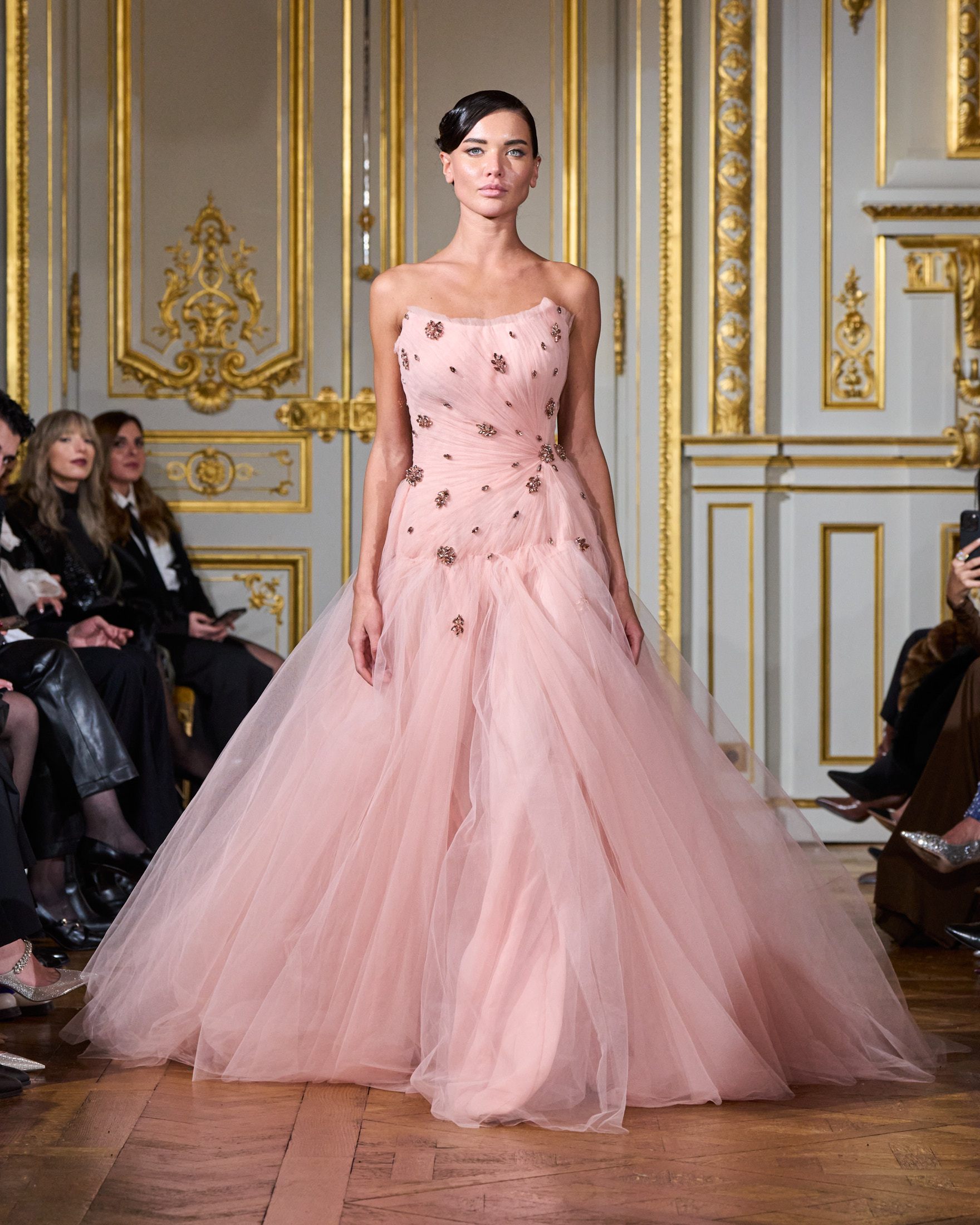 photo: Alessandro Lucioni / Gorunway.com