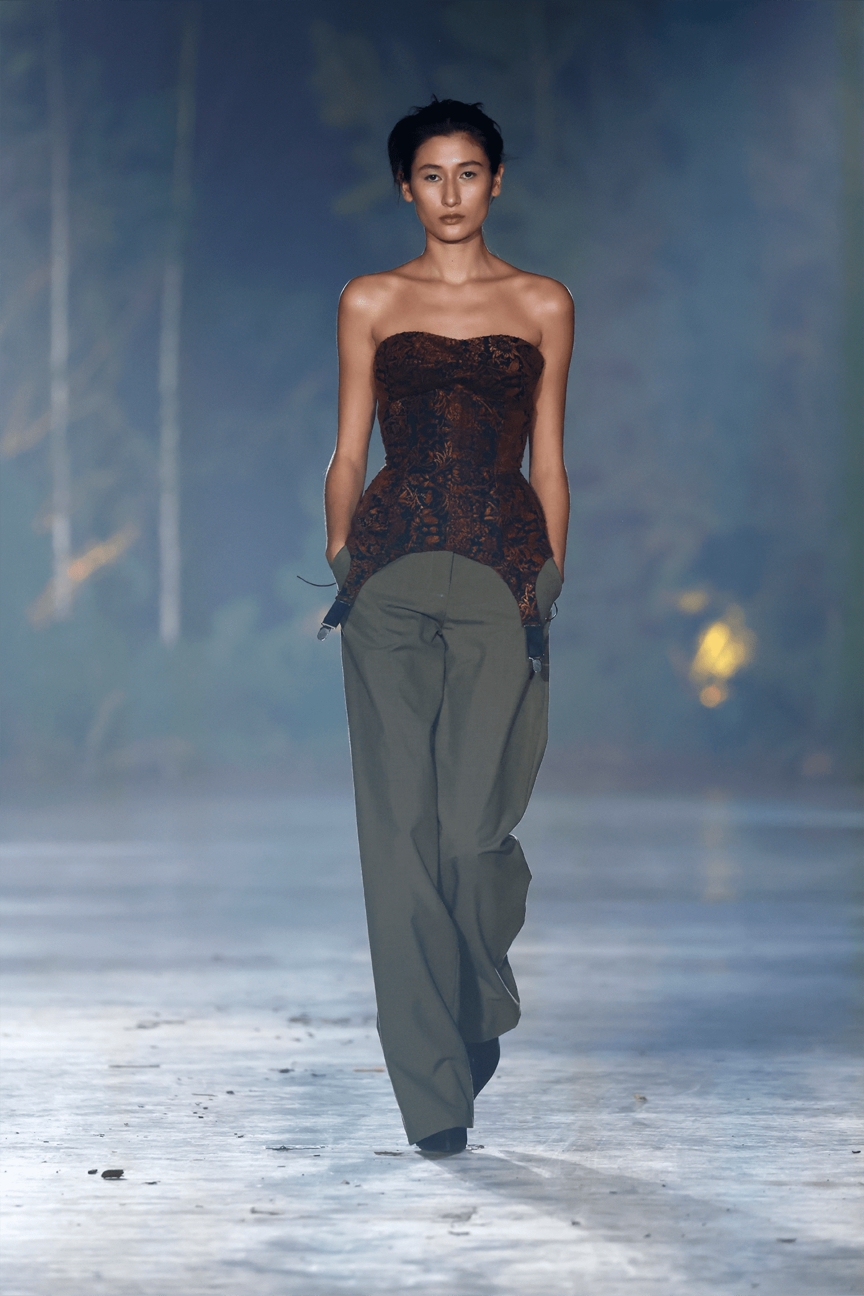 danny-reinke_aw26_runway35_by_-sebastian-reuter_getty-images_for_bfw_2-3