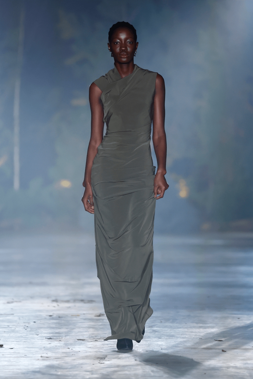 danny-reinke_aw26_runway36_by_-sebastian-reuter_getty-images_for_bfw_2-3