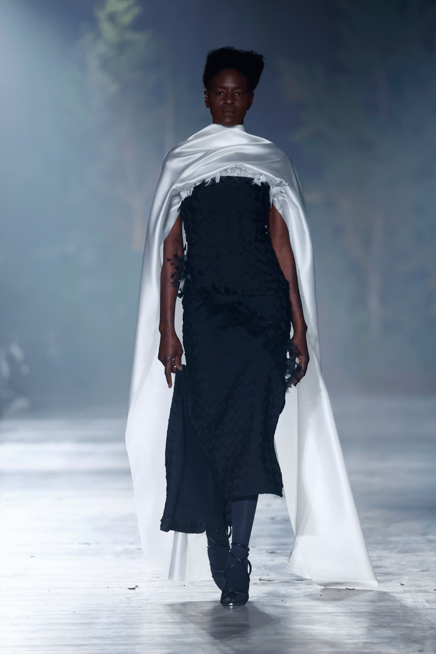 danny-reinke_aw26_runway38_by_-sebastian-reuter_getty-images_for_bfw_2-3