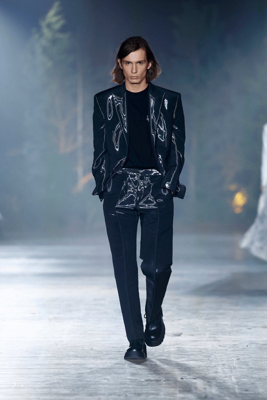 danny-reinke_aw26_runway5_by_-sebastian-reuter_getty-images_for_bfw_2-3