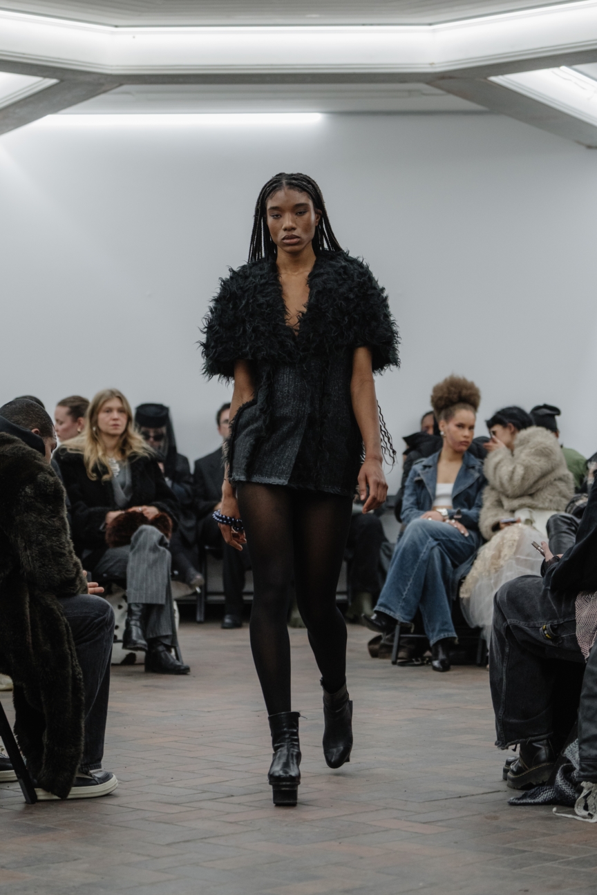 vanessabaernthol_aw26_runway1_by_-marcushartelt_for_bfw_10