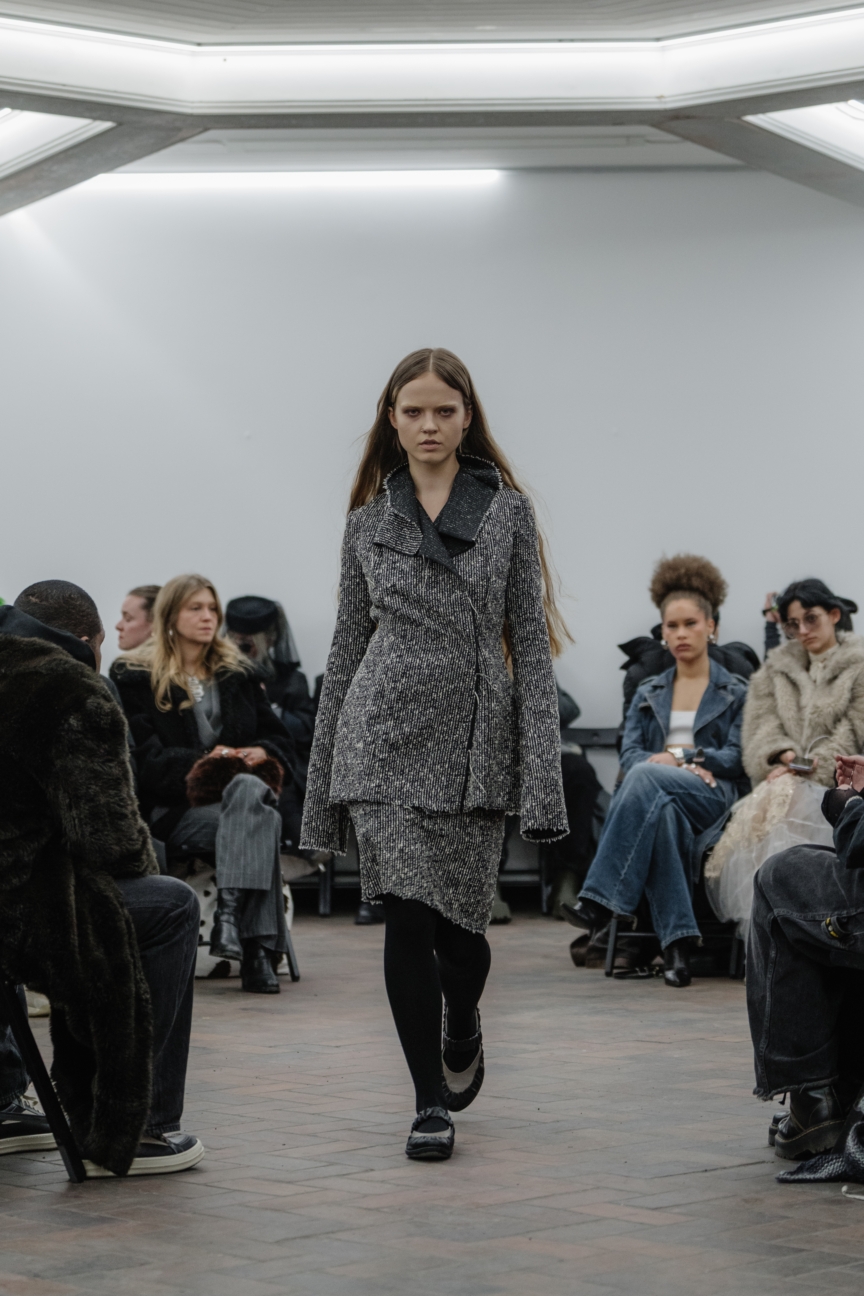 vanessabaernthol_aw26_runway1_by_-marcushartelt_for_bfw_11