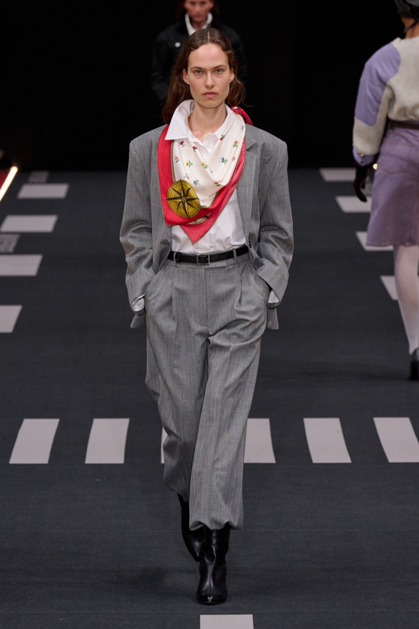 aw26-copenhagen-fashion-week-baum-und-pferdgarten-runway-2x3-james-cochrane-16