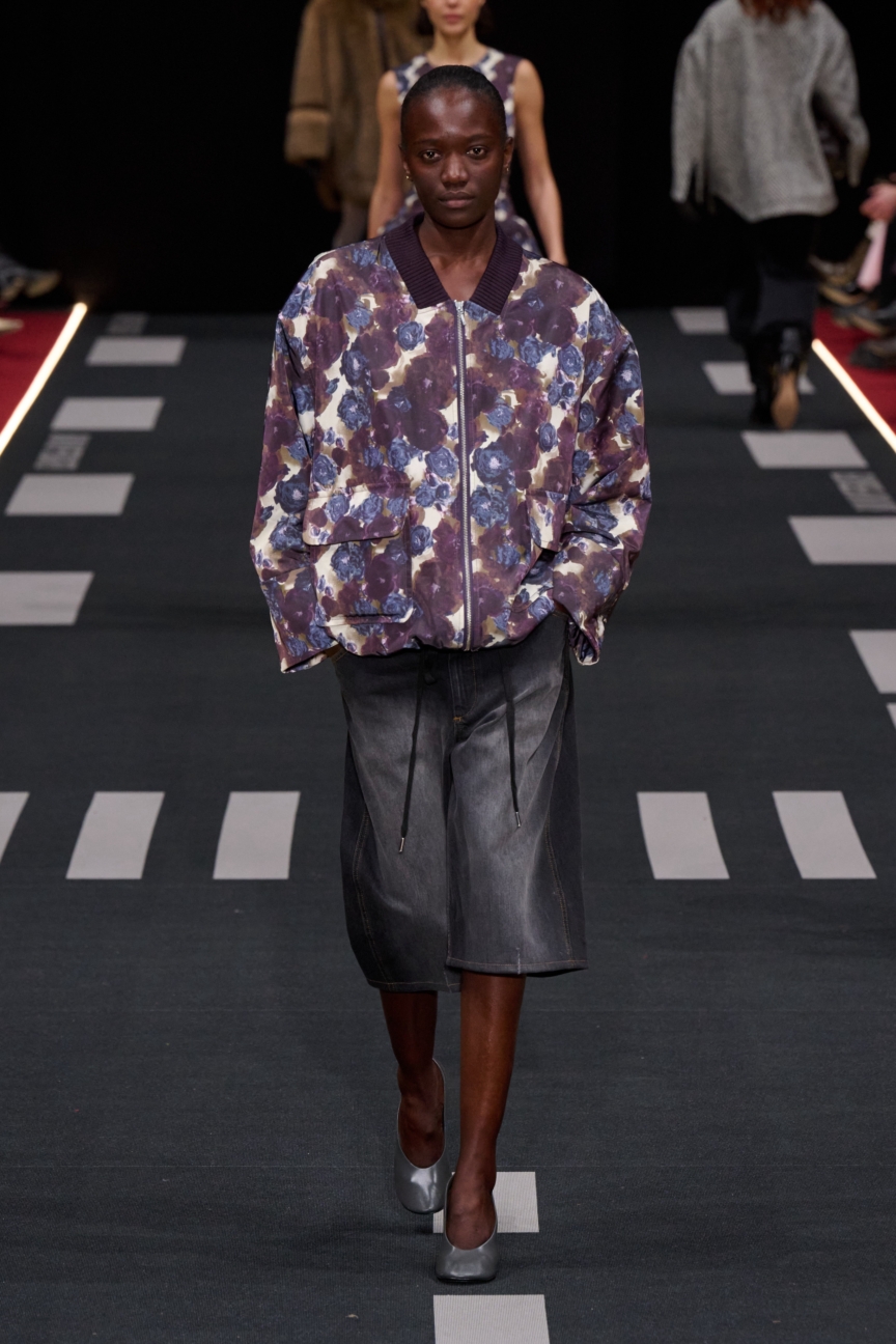 aw26-copenhagen-fashion-week-baum-und-pferdgarten-runway-2x3-james-cochrane-24