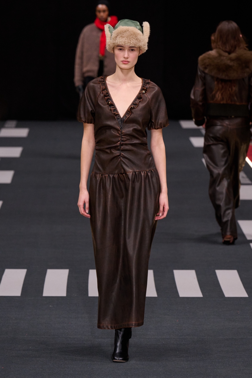 aw26-copenhagen-fashion-week-baum-und-pferdgarten-runway-2x3-james-cochrane-3