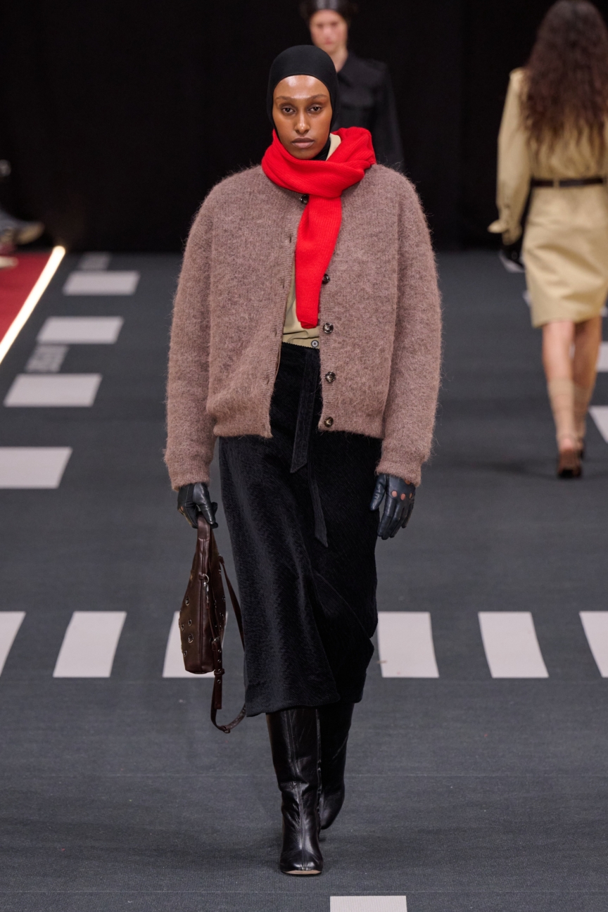 aw26-copenhagen-fashion-week-baum-und-pferdgarten-runway-2x3-james-cochrane-4