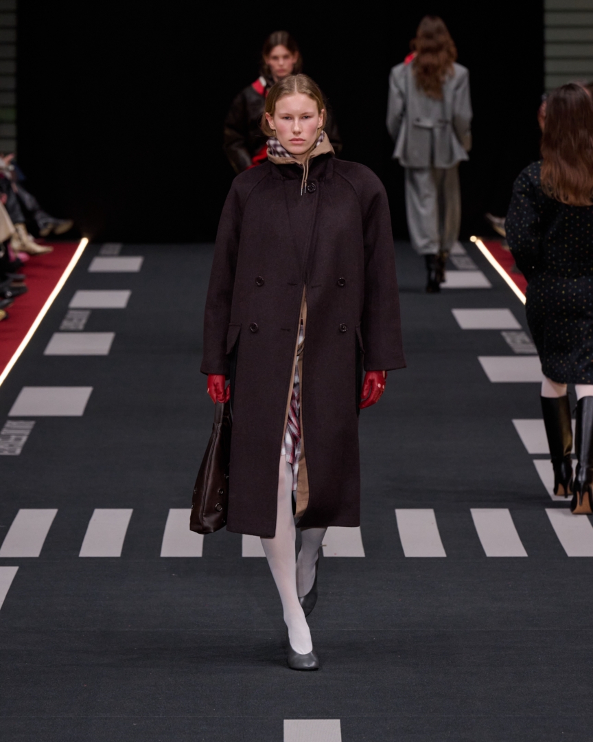 aw26-copenhagen-fashion-week-baum-und-pferdgarten-runway-4x5-james-cochrane-19