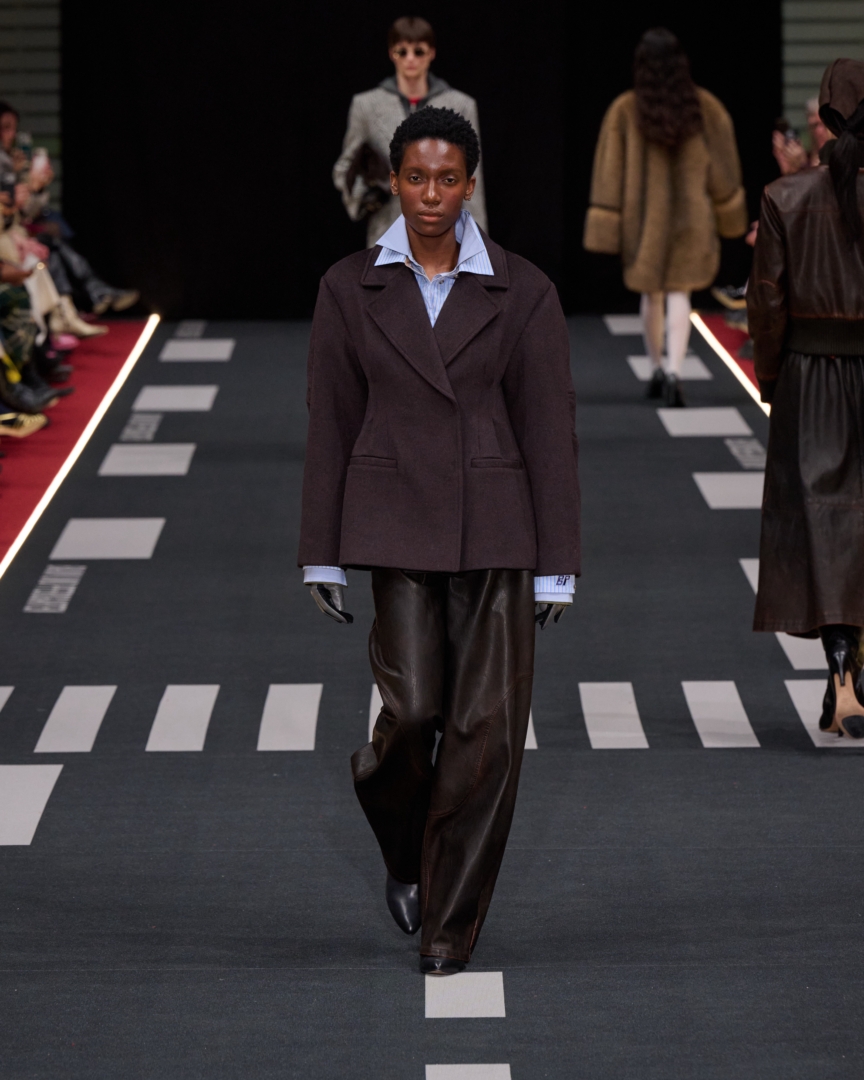 aw26-copenhagen-fashion-week-baum-und-pferdgarten-runway-4x5-james-cochrane-29