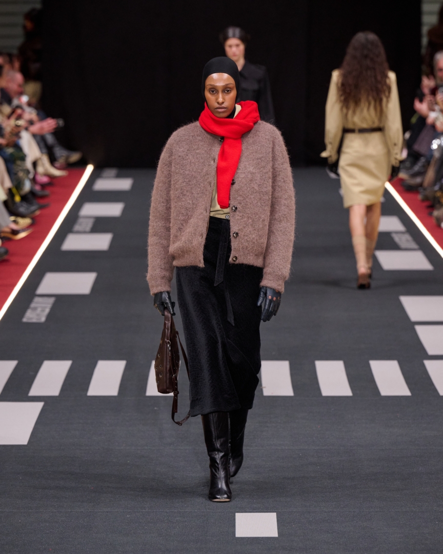 aw26-copenhagen-fashion-week-baum-und-pferdgarten-runway-4x5-james-cochrane-4