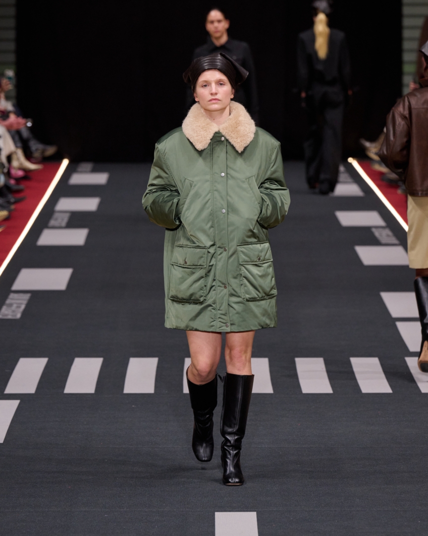 aw26-copenhagen-fashion-week-baum-und-pferdgarten-runway-4x5-james-cochrane-8