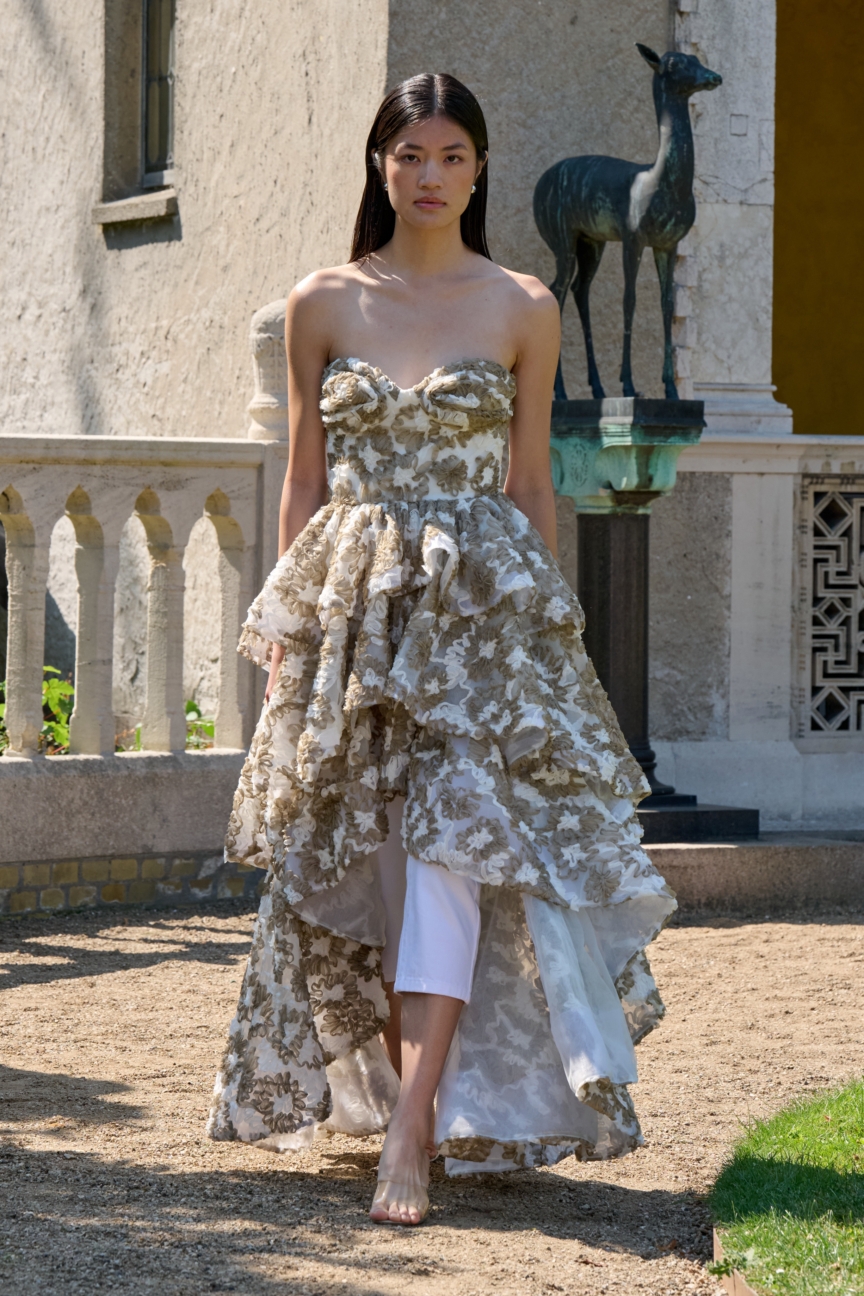 ss27-copenhagen-fashion-week-operasport-runway-2x3-james-cochrane-32