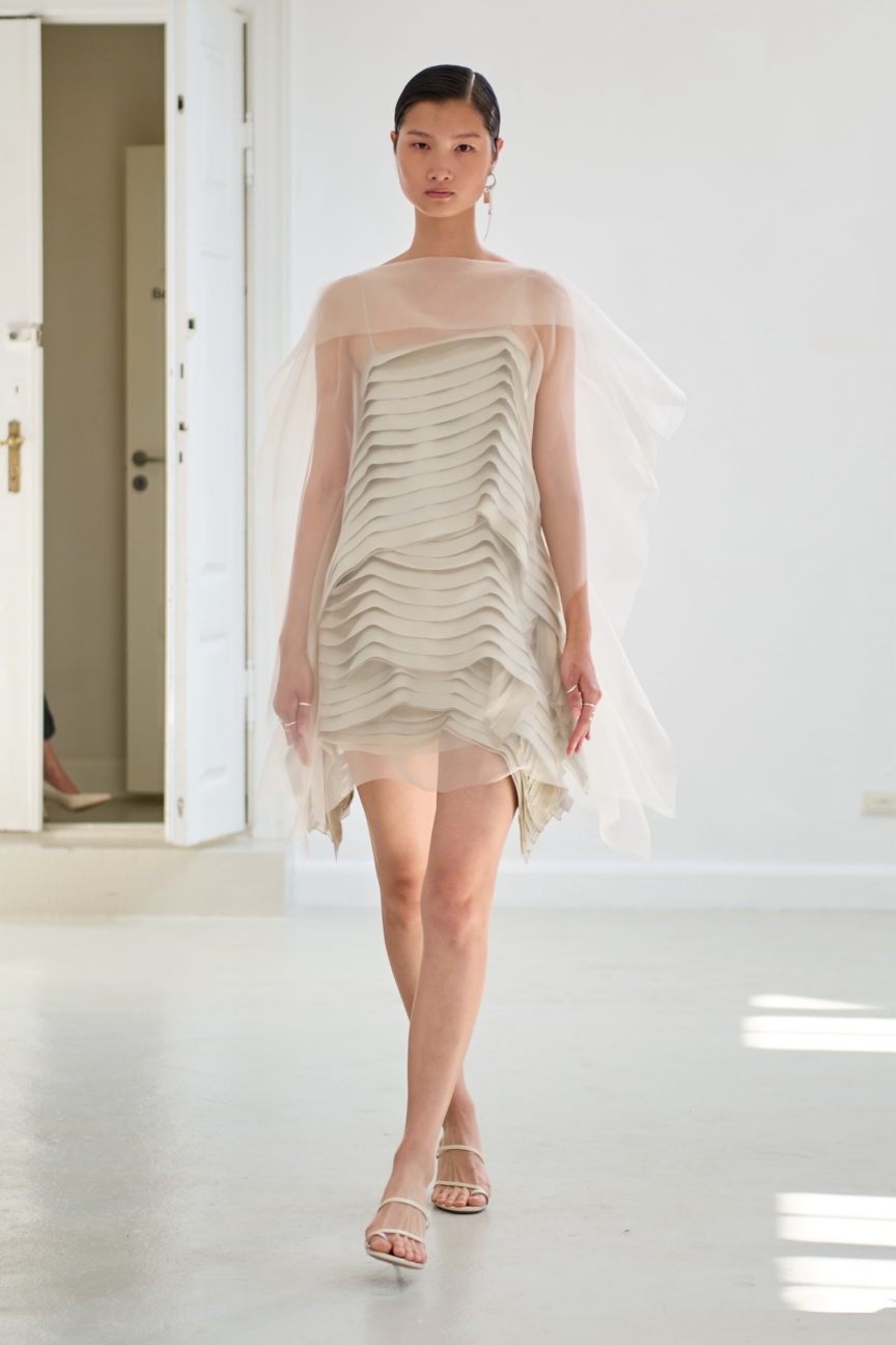 ss27-copenhagen-fashion-week-anne-sofie-madsen-runway-2x3-james-cochrane-10