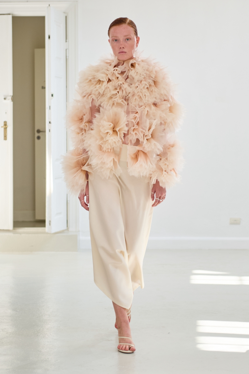 ss27-copenhagen-fashion-week-anne-sofie-madsen-runway-2x3-james-cochrane-20