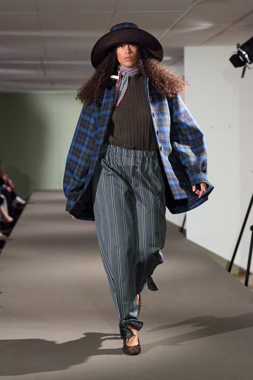 aw25-copenhagen-fashion-week-carro-editions-runway-2x3-james-cochrane-15