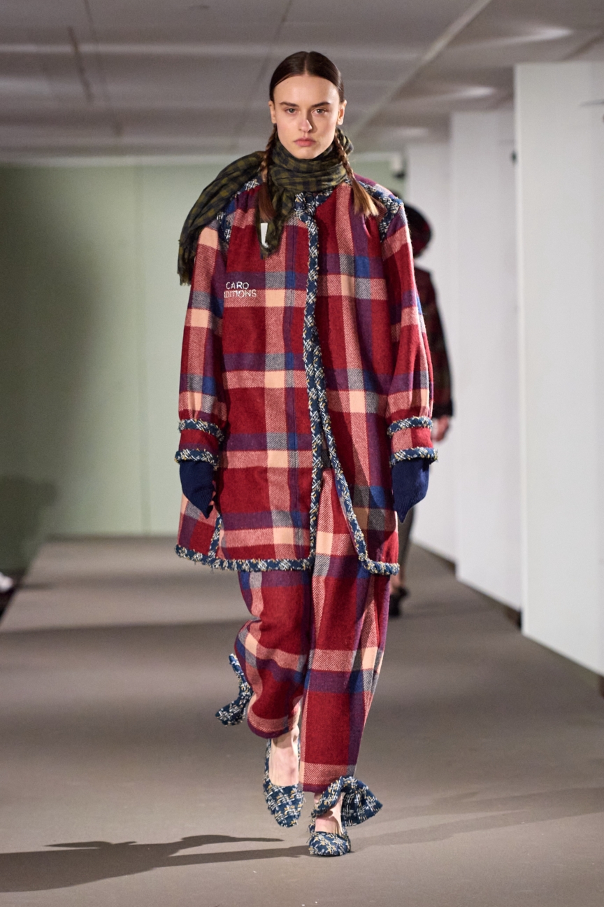 aw25-copenhagen-fashion-week-carro-editions-runway-2x3-james-cochrane-19