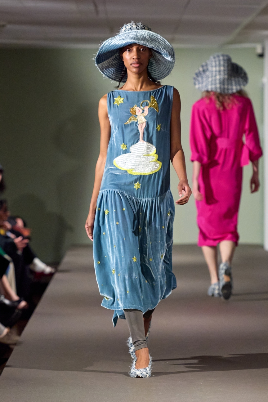aw25-copenhagen-fashion-week-carro-editions-runway-2x3-james-cochrane-26
