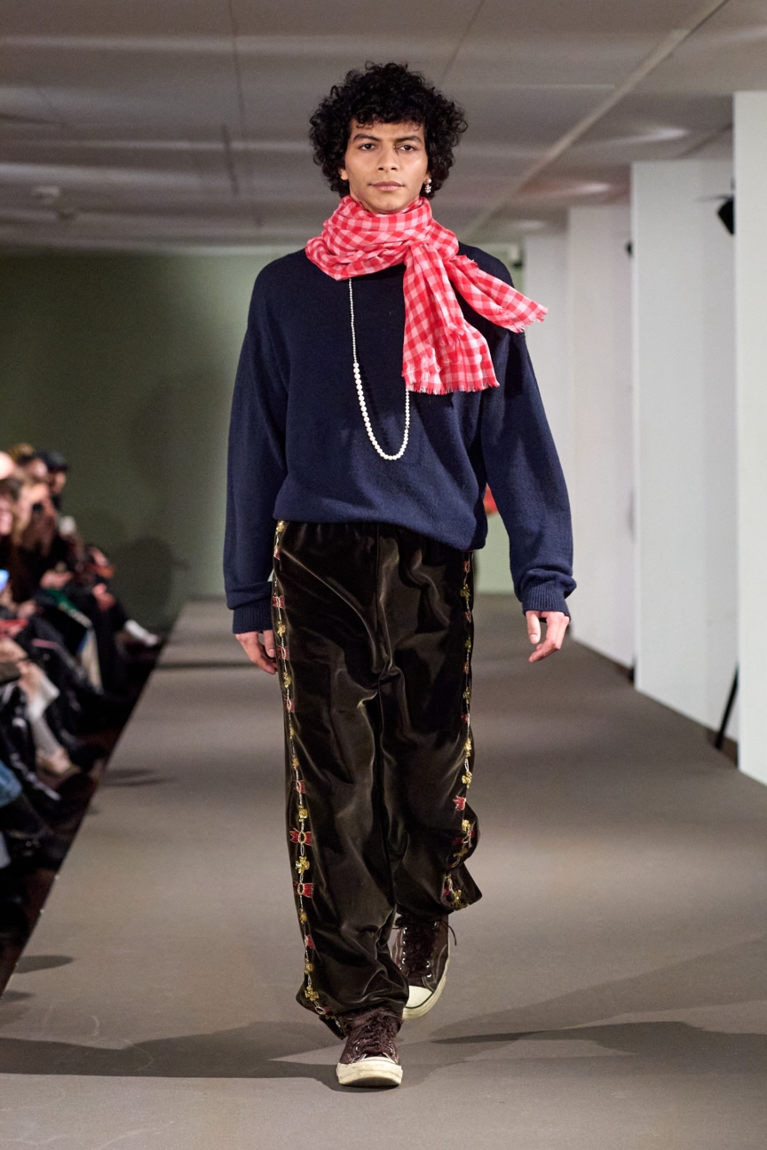 aw25-copenhagen-fashion-week-carro-editions-runway-2x3-james-cochrane-7