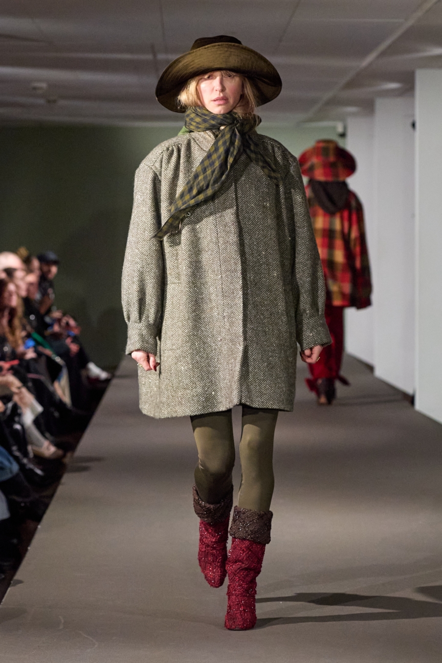aw25-copenhagen-fashion-week-carro-editions-runway-2x3-james-cochrane-9
