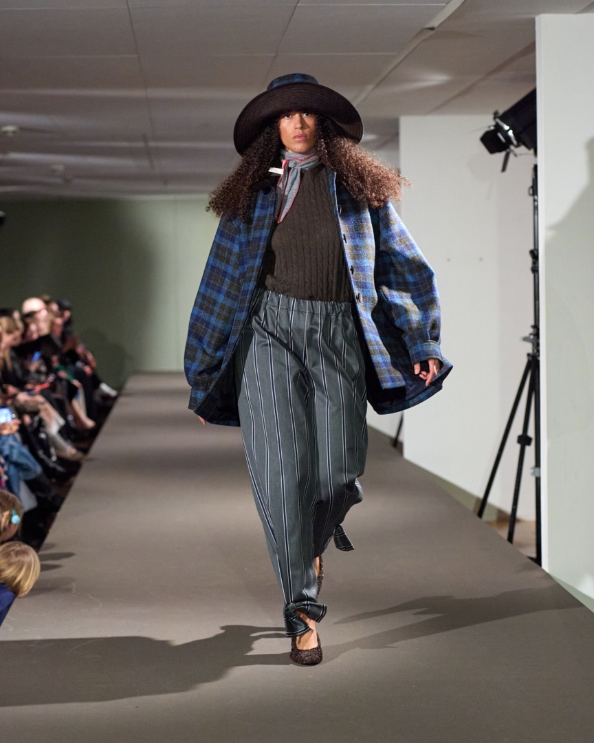 aw25-copenhagen-fashion-week-carro-editions-runway-4x5-james-cochrane-15