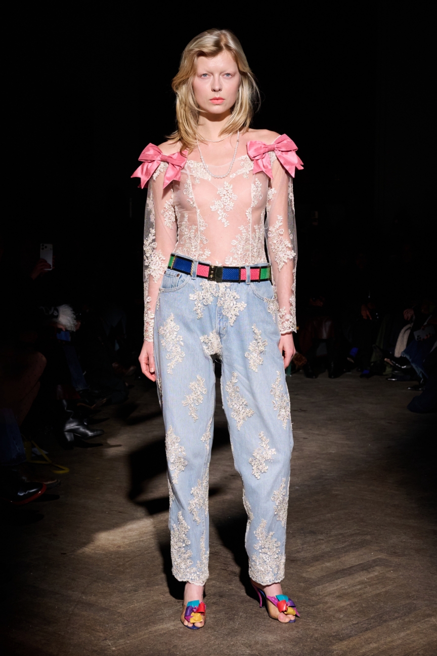 aw26-copenhagen-fashion-week-caro-editions-runway-2x3-james-cochrane-25