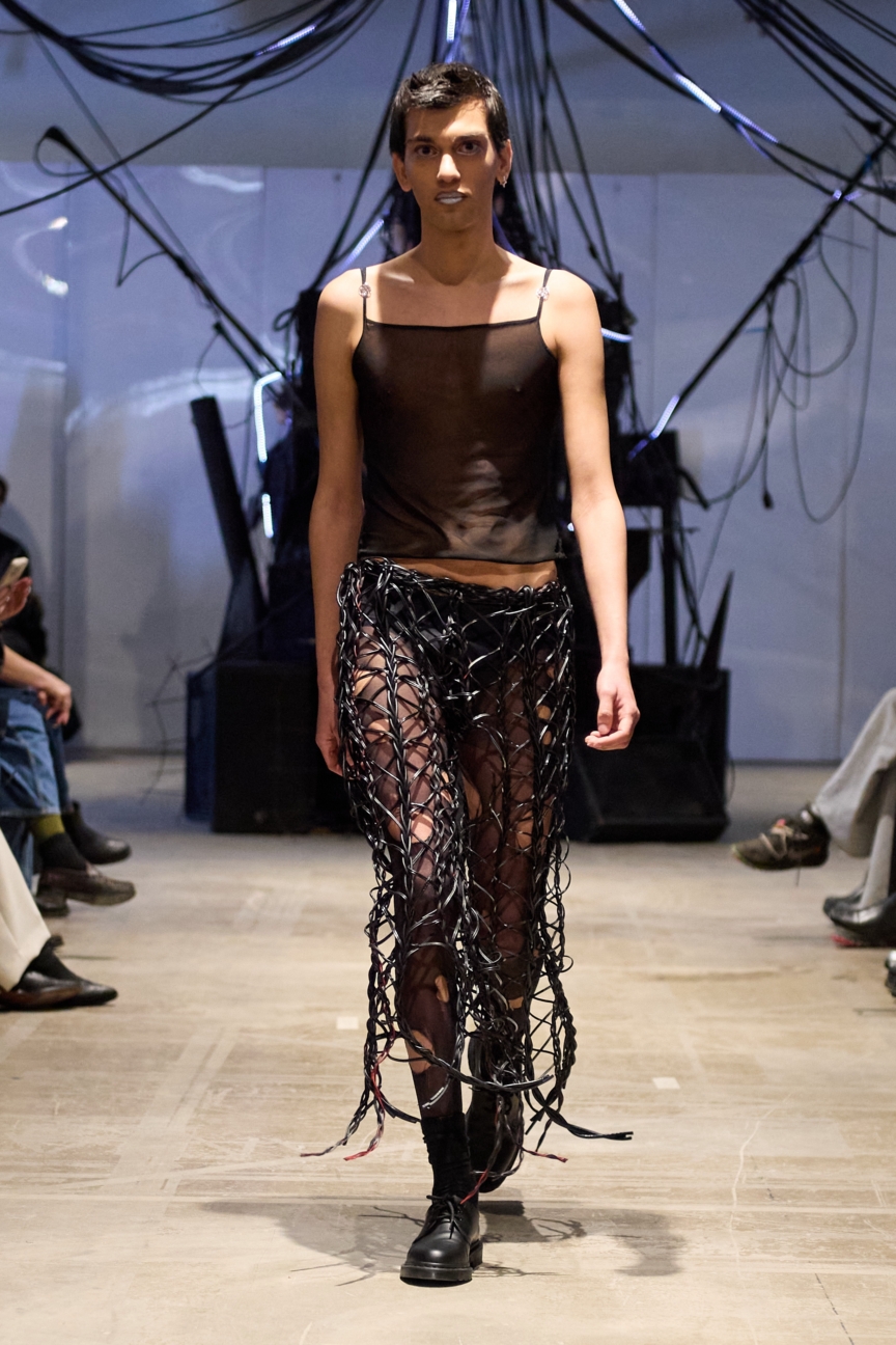 aw26-copenhagen-fashion-week-fine-chaos-runway-2x3-james-cochrane-19