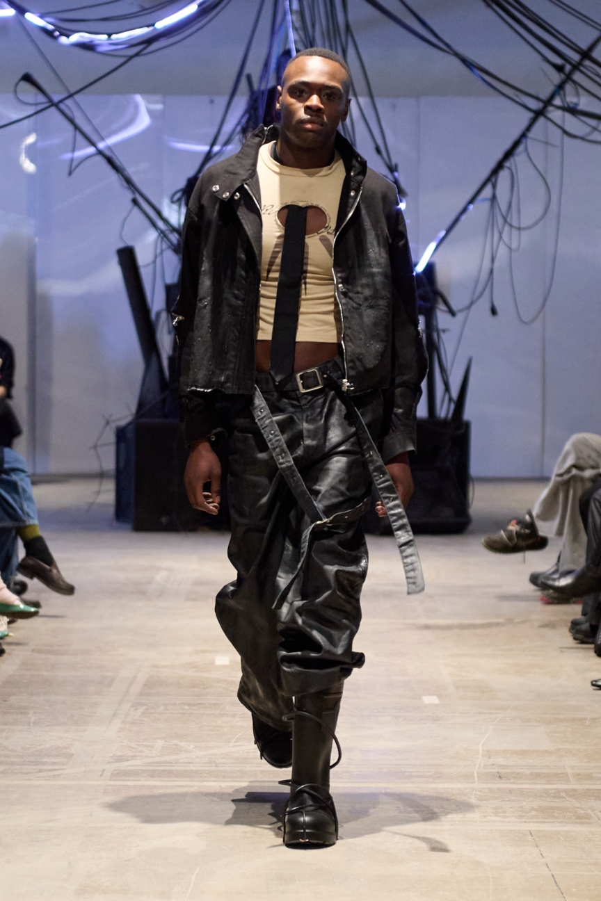 aw26-copenhagen-fashion-week-fine-chaos-runway-2x3-james-cochrane-5