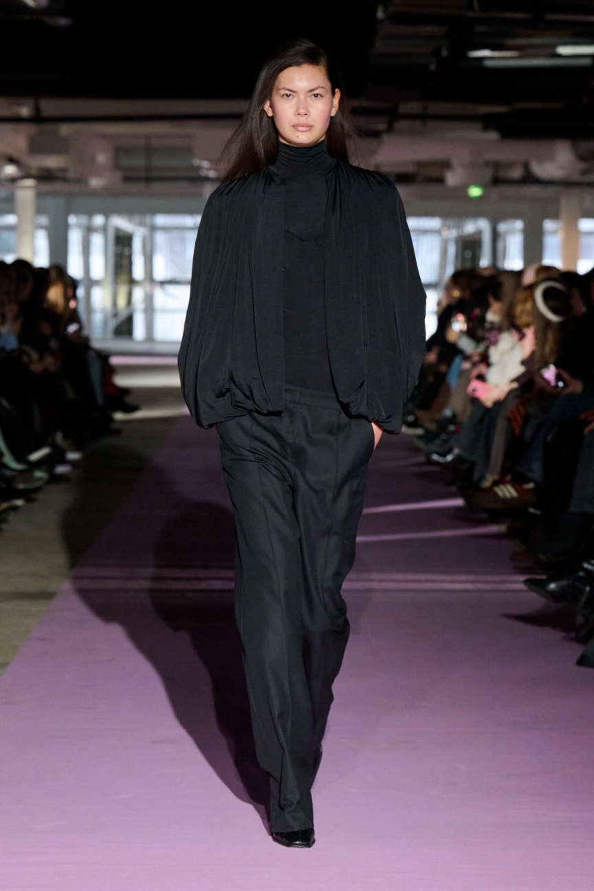 aw26-copenhagen-fashion-week-forza-collective-runway-2x3-james-cochrane-13