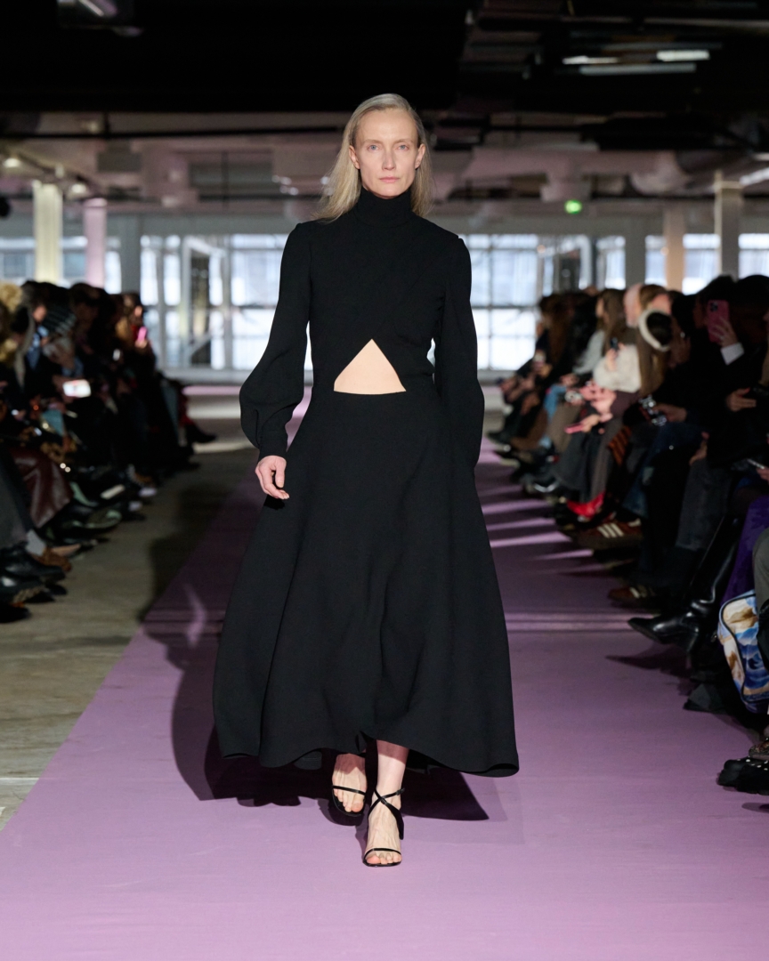 aw26-copenhagen-fashion-week-forza-collective-runway-4x5-james-cochrane-18