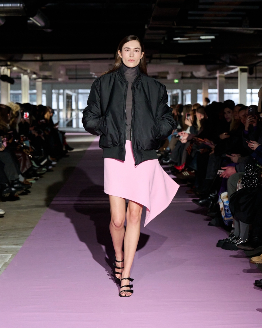 aw26-copenhagen-fashion-week-forza-collective-runway-4x5-james-cochrane-19