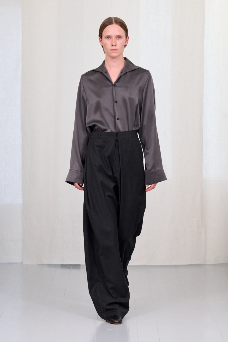 ss27-copenhagen-fashion-week-freya-dalsjo-runway-2x3-james-cochrane-16